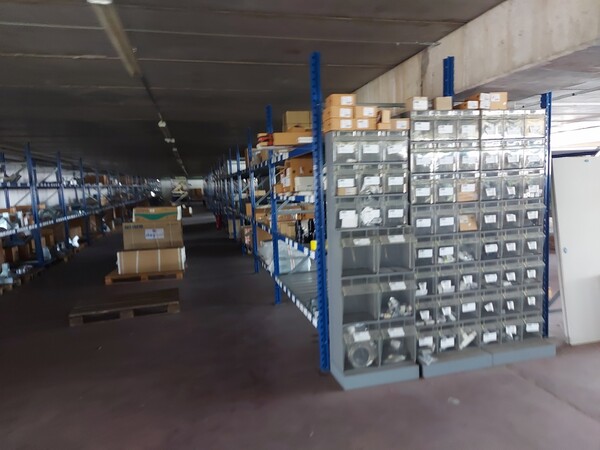 9#6357 Scaffalature e attrezzatura magazzino in vendita - foto 98