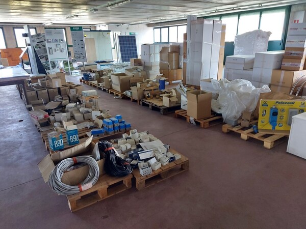 9#6357 Scaffalature e attrezzatura magazzino in vendita - foto 108