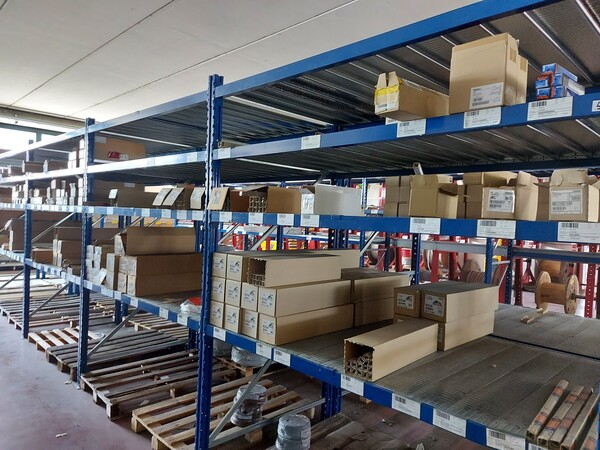 9#6357 Scaffalature e attrezzatura magazzino in vendita - foto 116