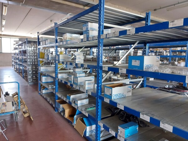 9#6357 Scaffalature e attrezzatura magazzino in vendita - foto 117