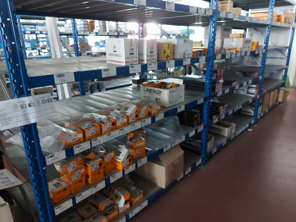 9#6357 Scaffalature e attrezzatura magazzino in vendita - foto 142