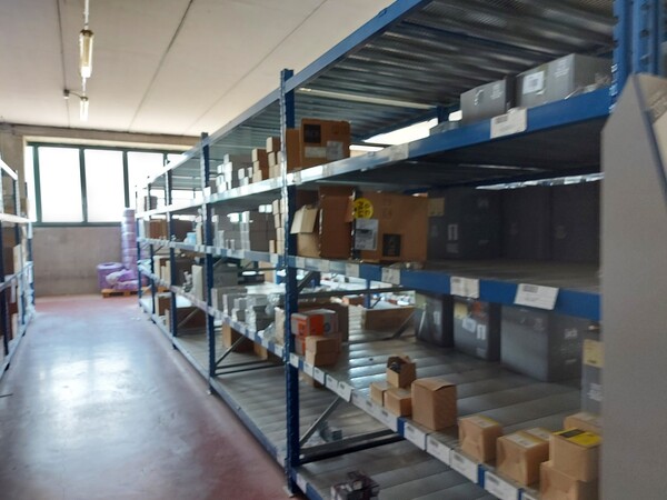 9#6357 Scaffalature e attrezzatura magazzino in vendita - foto 143
