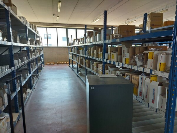 9#6357 Scaffalature e attrezzatura magazzino in vendita - foto 147