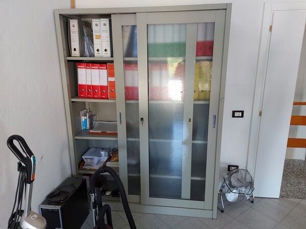 1#6358 Arredo ufficio e attrezzature da laboratorio in vendita - foto 22