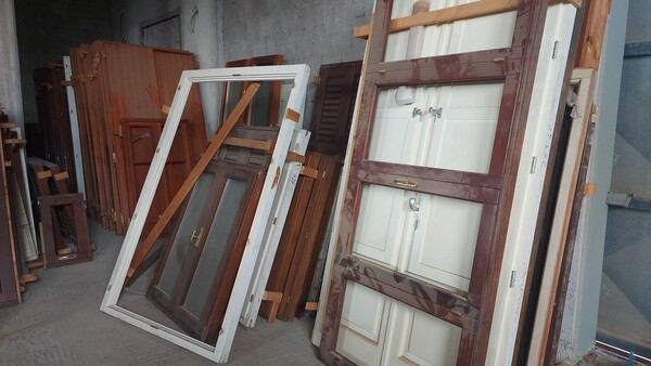 19#6361 Prodotti lavorati e semilavorati in legno in vendita - foto 2