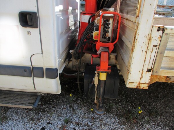 3#6370 Autocarro Renault con gru in vendita - foto 3