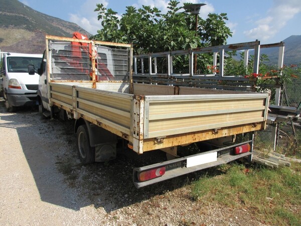 3#6370 Autocarro Renault con gru in vendita - foto 8