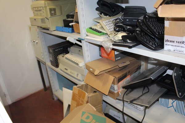 3#6374 Arredamento e attrezzatura da ufficio in vendita - foto 26
