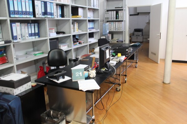 3#6374 Arredamento e attrezzatura da ufficio in vendita - foto 31
