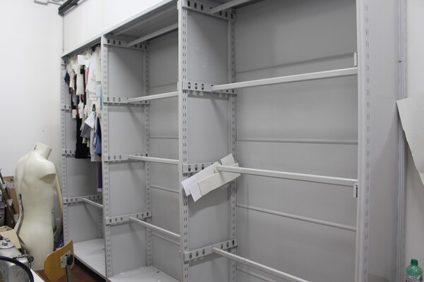 5#6374 Arredamento e scaffalature da ufficio in vendita - foto 3