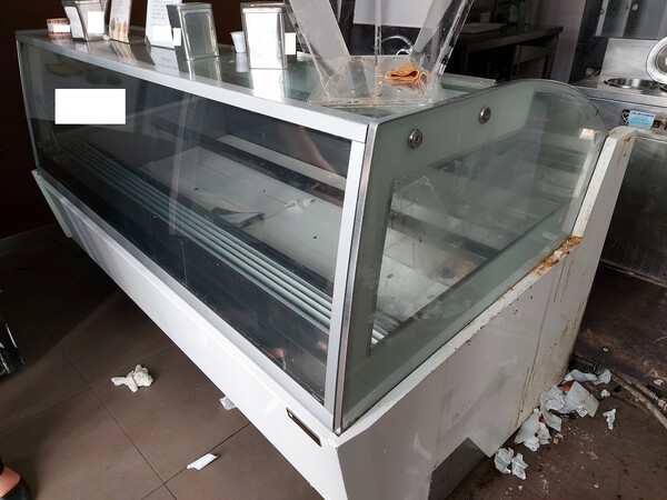 3#6376 Arredi e attrezzature per gelateria in vendita - foto 3