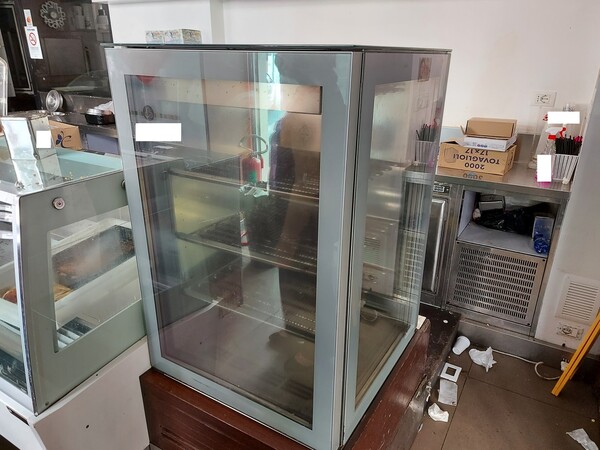 3#6376 Arredi e attrezzature per gelateria in vendita - foto 8
