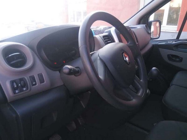 2#6380 Veicolo Renault Trafic in vendita - foto 21