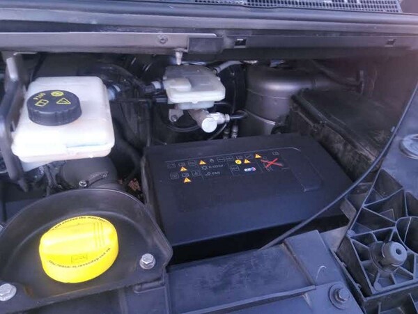 2#6380 Veicolo Renault Trafic in vendita - foto 25