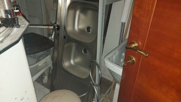 2#6381 Sanitari e arredo bagno in vendita - foto 2