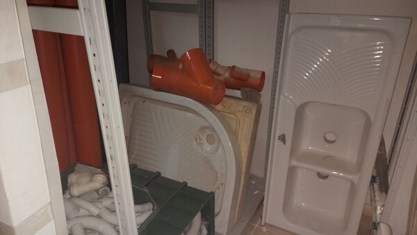 2#6381 Sanitari e arredo bagno in vendita - foto 4