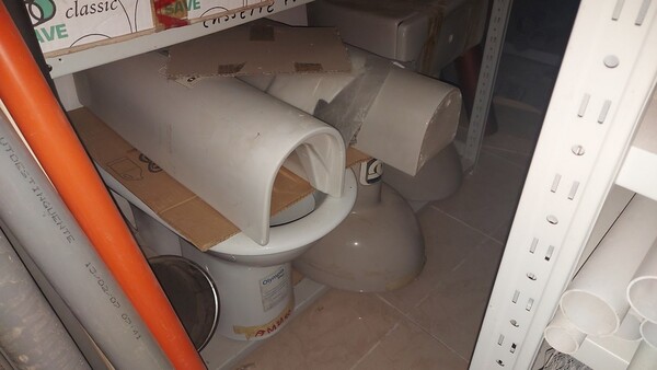 2#6381 Sanitari e arredo bagno in vendita - foto 5