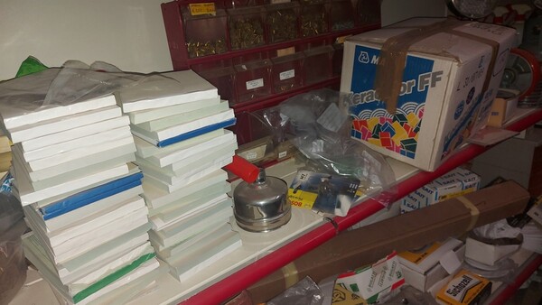 3#6381 Materiali per ferramenta ed idraulica in vendita - foto 12