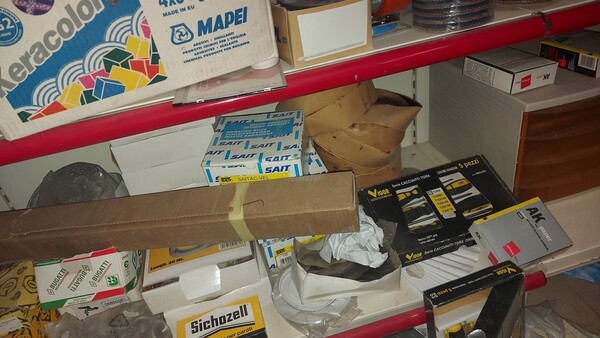 3#6381 Materiali per ferramenta ed idraulica in vendita - foto 17
