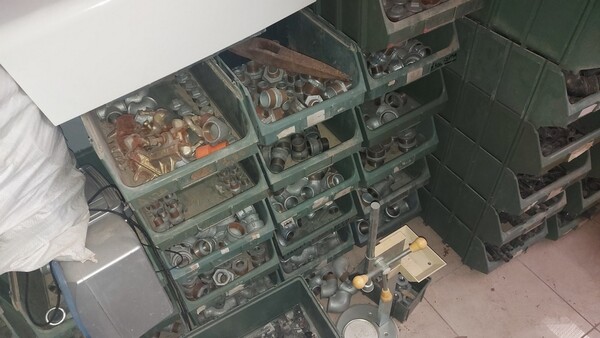 3#6381 Materiali per ferramenta ed idraulica in vendita - foto 26