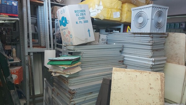 3#6381 Materiali per ferramenta ed idraulica in vendita - foto 55