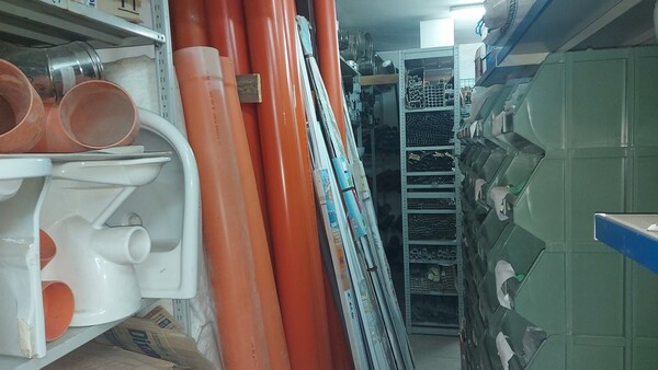 3#6381 Materiali per ferramenta ed idraulica in vendita - foto 68