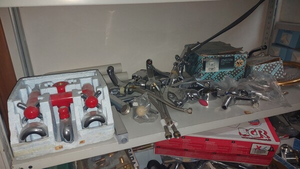 3#6381 Materiali per ferramenta ed idraulica in vendita - foto 76