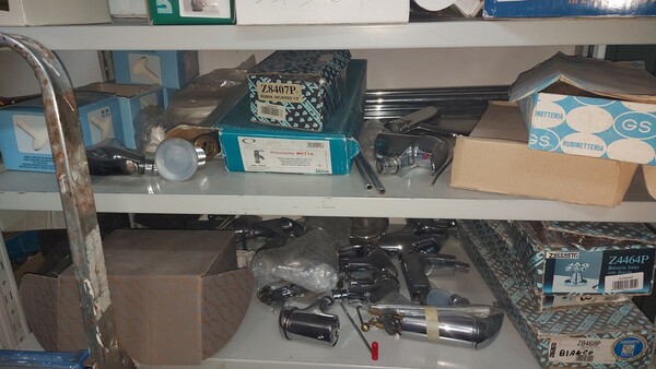 3#6381 Materiali per ferramenta ed idraulica in vendita - foto 80