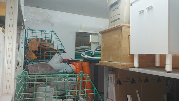 3#6381 Materiali per ferramenta ed idraulica in vendita - foto 85