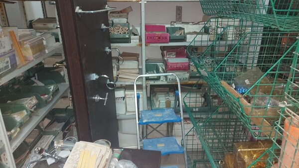 3#6381 Materiali per ferramenta ed idraulica in vendita - foto 108