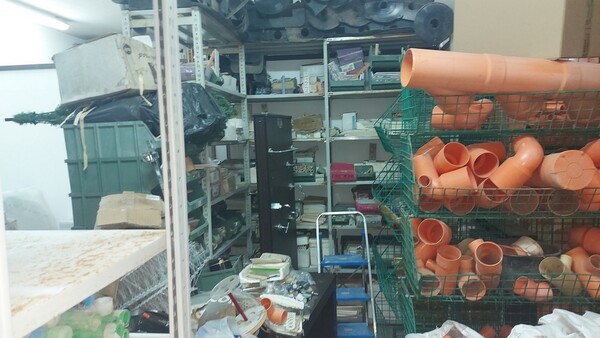 3#6381 Materiali per ferramenta ed idraulica in vendita - foto 152