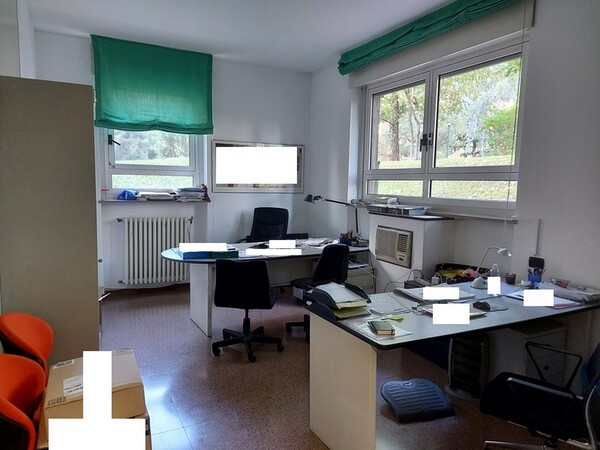 1#6384 Automobile Lexus e arredi da ufficio in vendita - foto 2