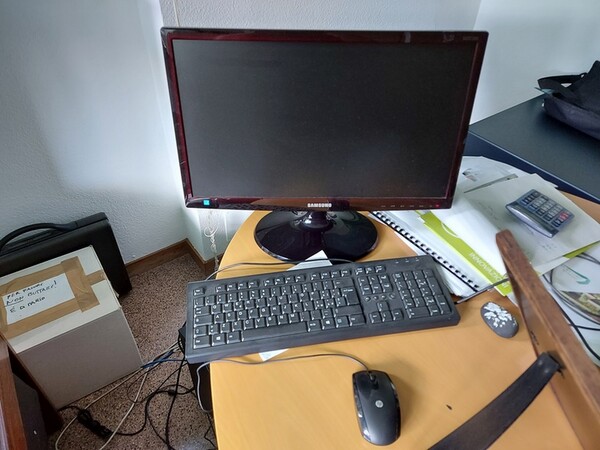 1#6384 Automobile Lexus e arredi da ufficio in vendita - foto 28