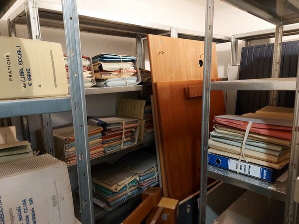 1#6384 Automobile Lexus e arredi da ufficio in vendita - foto 98