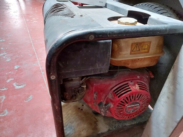 3#6385 Attrezzatura per officina in vendita - foto 2