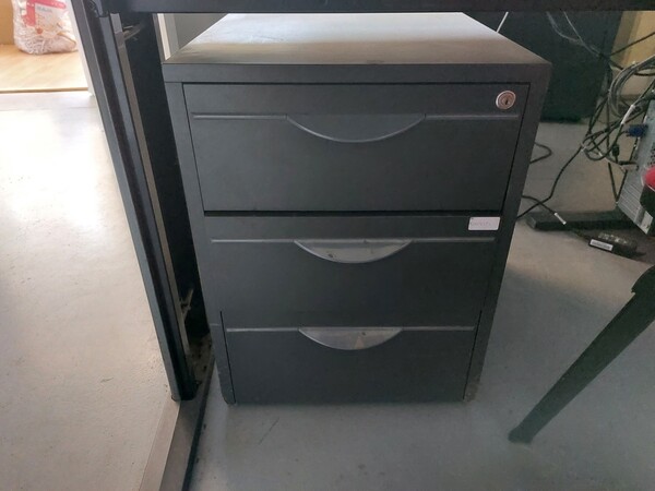 1#6393 Arredi e attrezzature elettroniche da ufficio in vendita - foto 16
