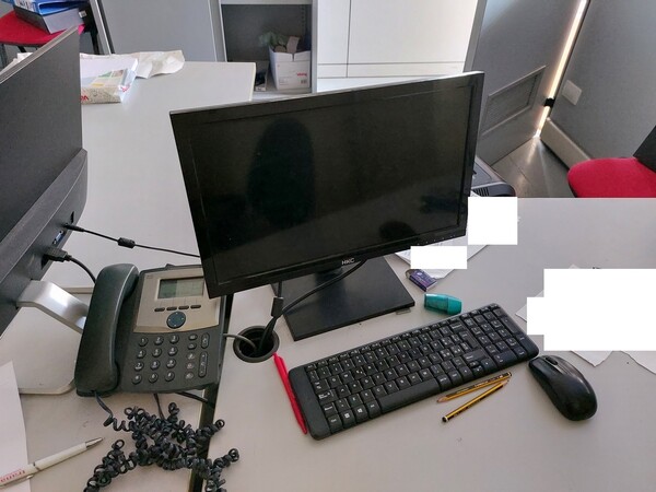 1#6393 Arredi e attrezzature elettroniche da ufficio in vendita - foto 19
