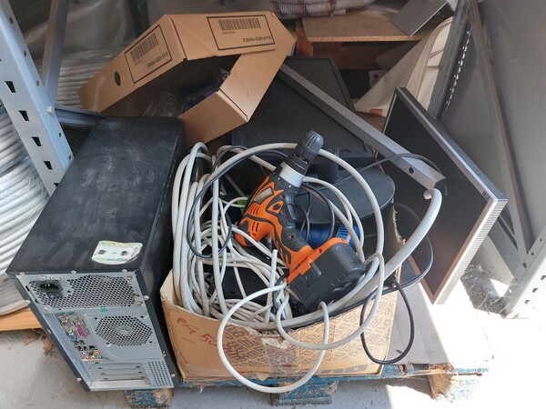 1#6393 Arredi e attrezzature elettroniche da ufficio in vendita - foto 37