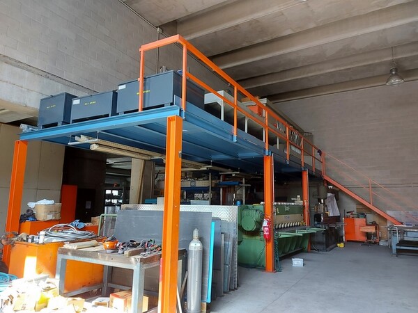 Logistica in vendita