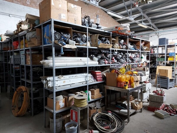 11#6400 Materiale elettrico in vendita - foto 1