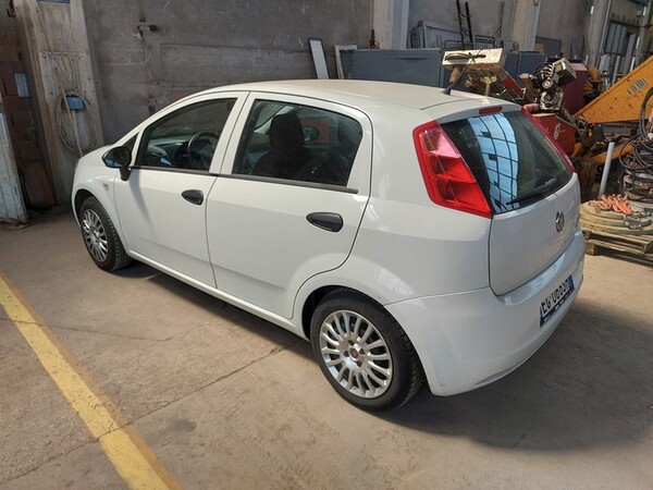 1100#6400 Autovettura Fiat Punto in vendita - foto 4