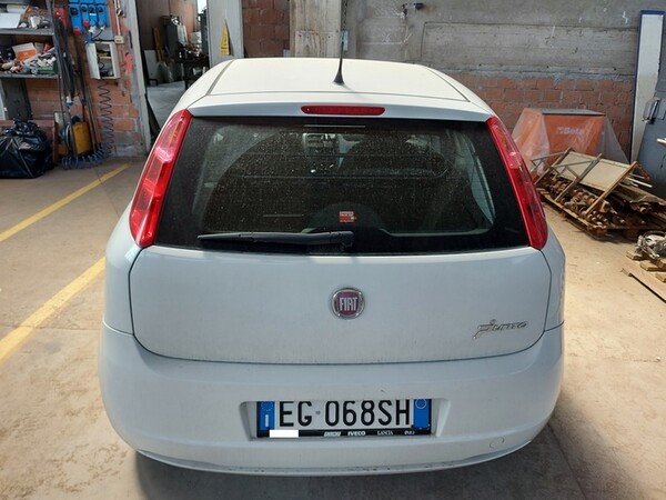 1100#6400 Autovettura Fiat Punto in vendita - foto 5