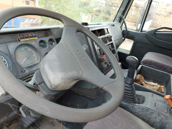 25#6400 Autocarro Iveco Eurotrakker 380E42 in vendita - foto 9