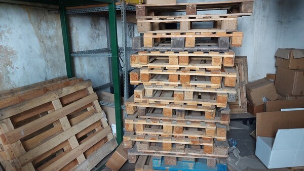 3#6402 Ciotole in alluminio e bicchieri in PVC in vendita - foto 10