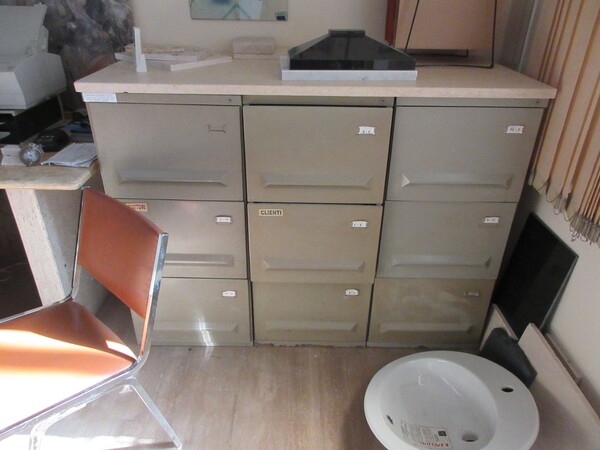1#6423 Arredi e attrezzature per ufficio in vendita - foto 22