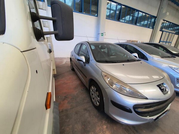 5#6433 Autovettura Peugeot 207 in vendita - foto 2