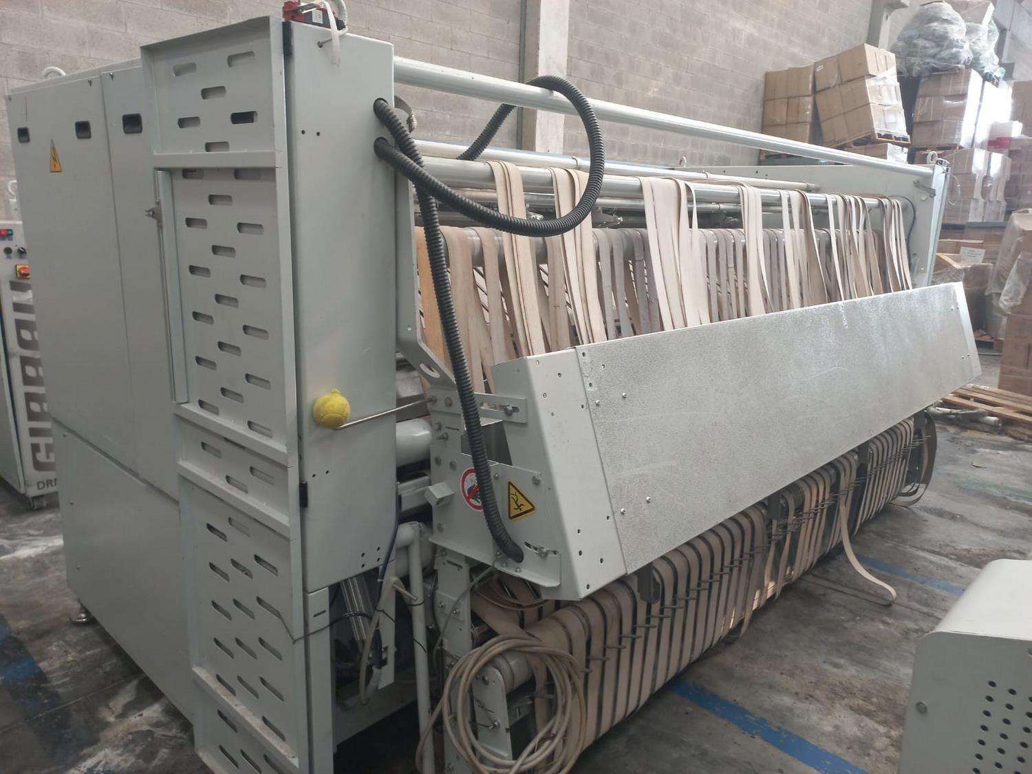 Lot Industrial laundry equipment