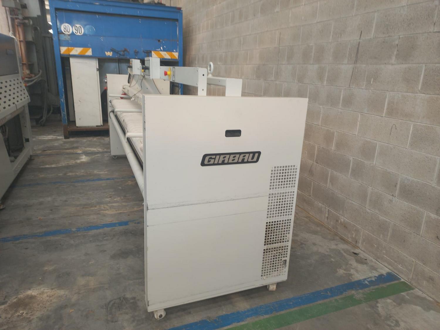 Lot Industrial laundry equipment