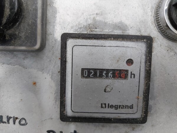 11#6439 Macchina per stampaggio a iniezione Presma in vendita - foto 4