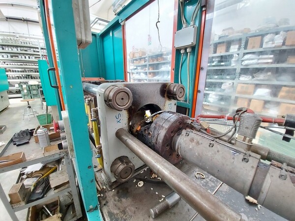11#6439 Macchina per stampaggio a iniezione Presma in vendita - foto 7